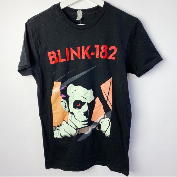 Blink 182 graphic t-shirt